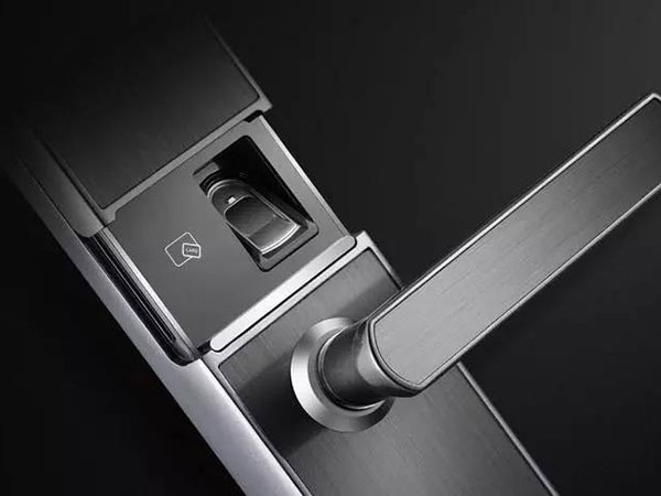 港南24小时上门开锁公司